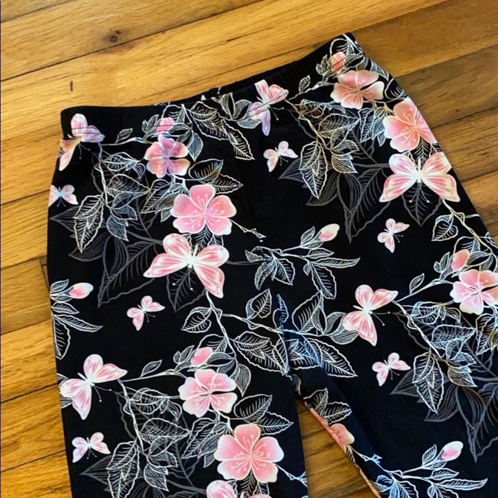 Pink + Black Floral Stencil Butterfly Leggings 🦋
